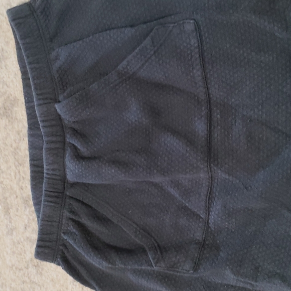 Neve/Hawk Rebirth Kangaroo Pocket  Harem Shorts Size M - Picture 2 of 5